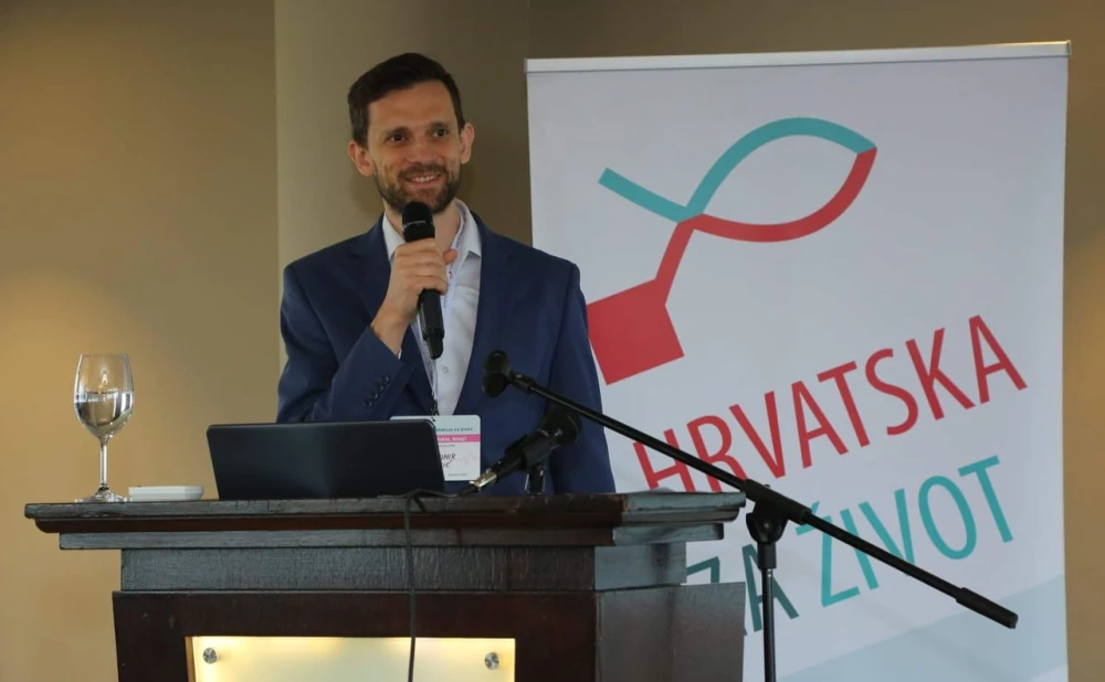[INTERVJU] Zvonimir Kvesić - koordinator programa 'Vikendi Srca Marijina' za parove željne djece