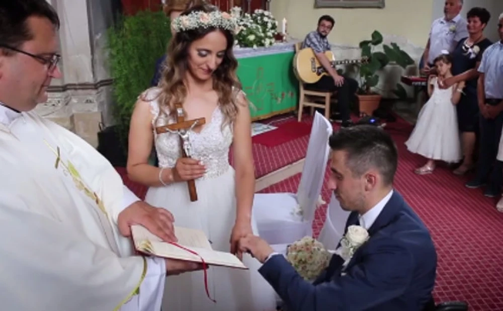 'U dobru i zlu...' - video s vjenčanja koji je rasplakao milijune