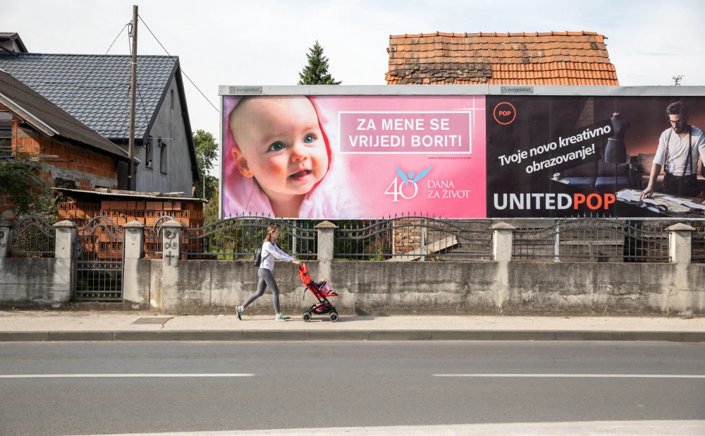 Pro-life jumbo plakati osvanuli diljem Hrvatske!