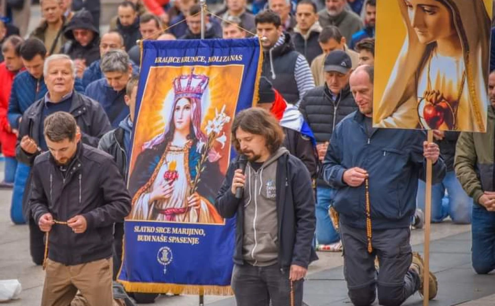 VIDEO Vitezovi Bezgrešnog Srca Marijina