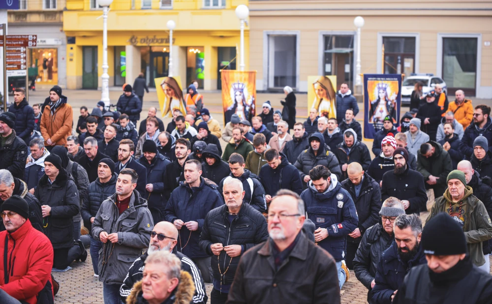 I ove subote muškarci mole krunicu u 10-ak hrvatskih gradova