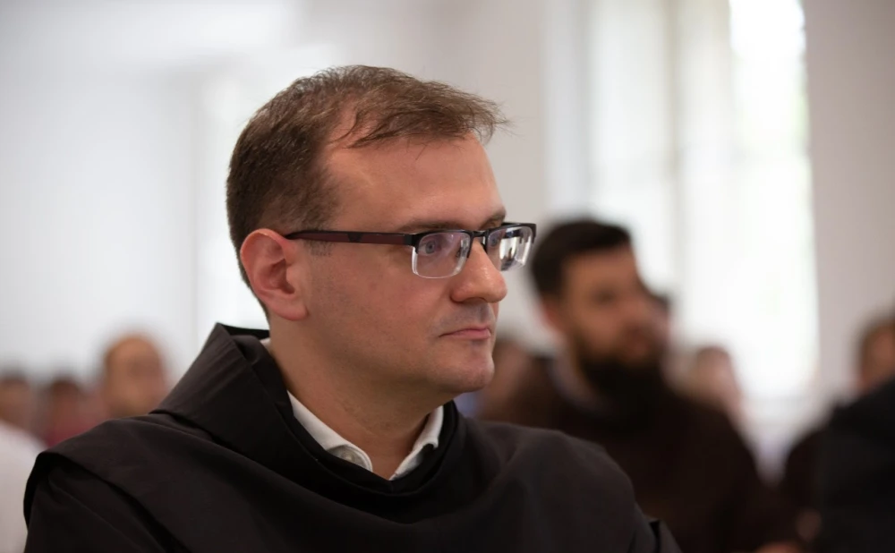 fra Serđo Ćavar: Podaj dite ćaći