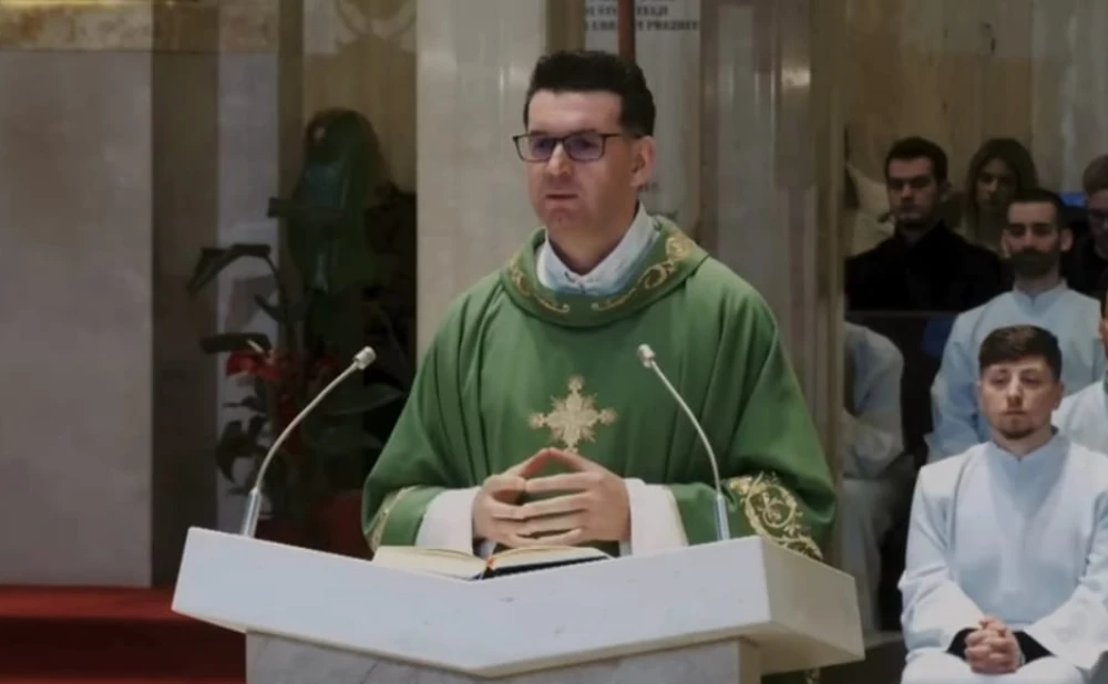 Fra Stjepan Brčina: Potrebno se istinski baciti u naručje Boga Oca i odmoriti