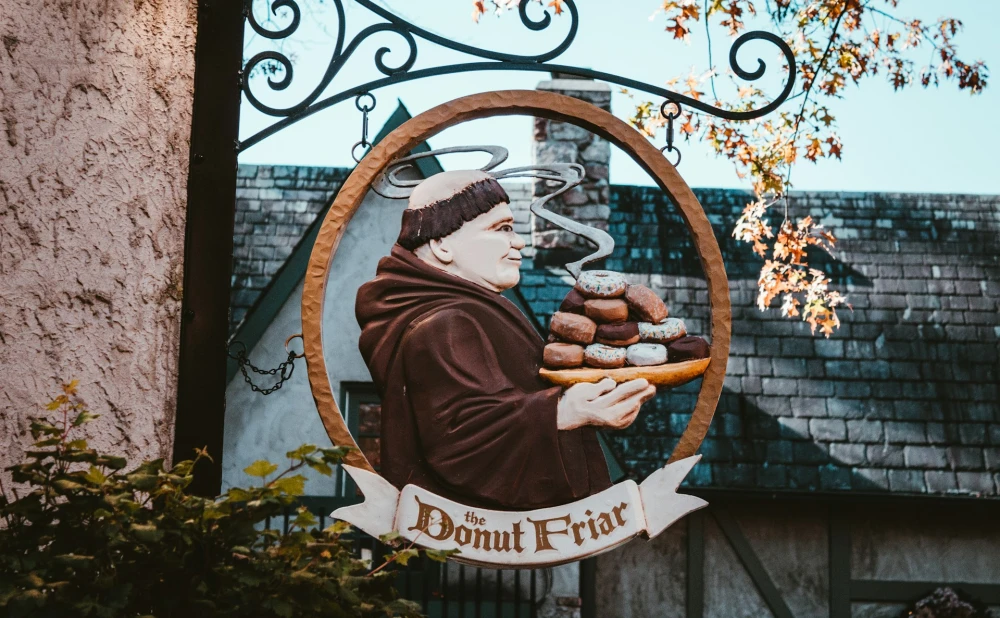 8 mitova o redovništvu