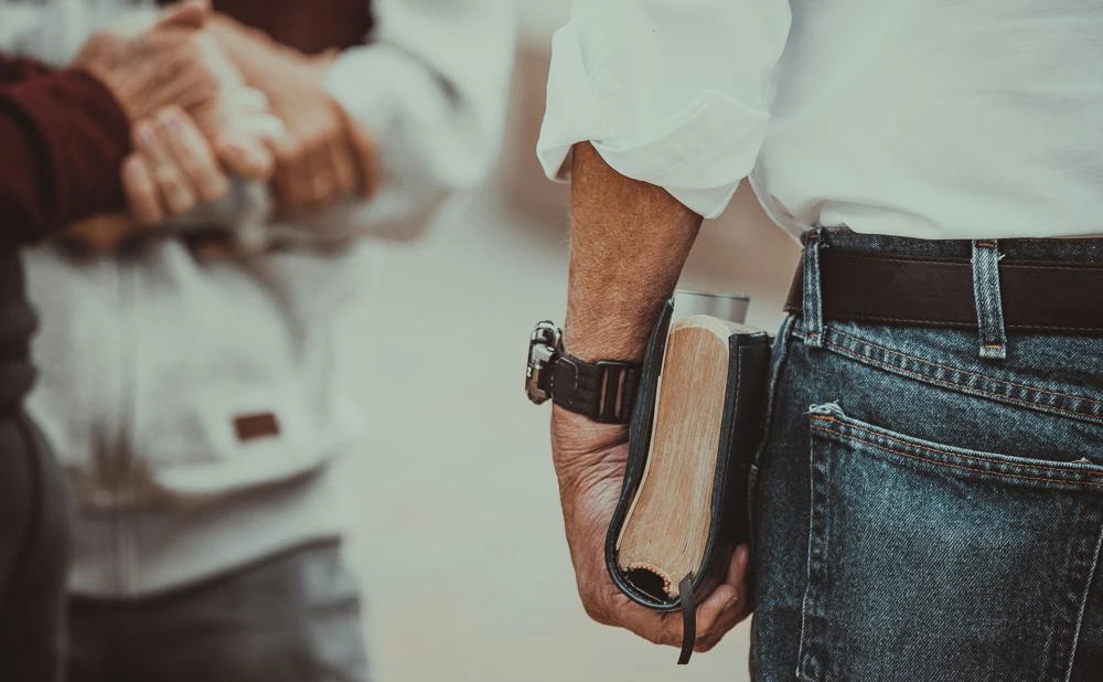 Što reći prijatelju koji ne razumije crkvene zapovijedi?