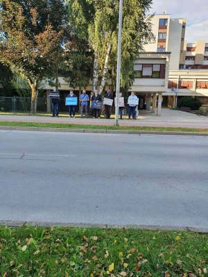 To su muškarci! Svake srijede mole za spas nerođene djece u svome gradu!
