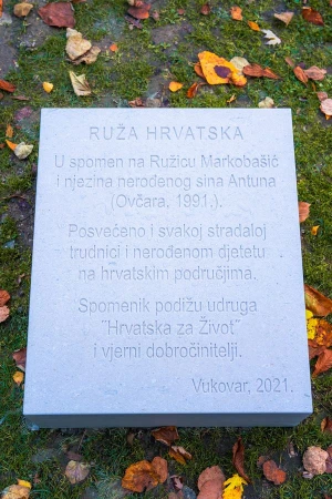 Otvoren spomenik ''Ruža Hrvatska''