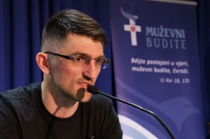 FOTO Održana 5. konferencija katoličkih muškaraca u Vukovaru