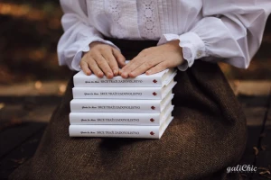 Gloria La Marr: Srce probodeno mačem preobražava srca svojih čitatelja