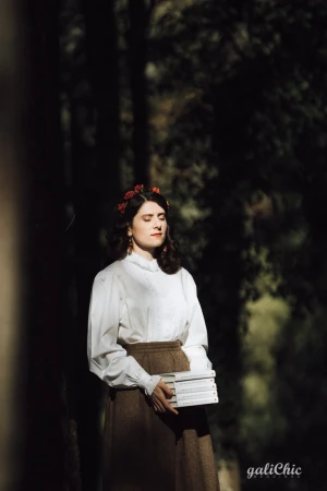Gloria La Marr: Srce probodeno mačem preobražava srca svojih čitatelja