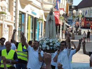 FOTO & VIDEO Održana najposjećenija i najmirnija prva subota u mjesecu na Trgu