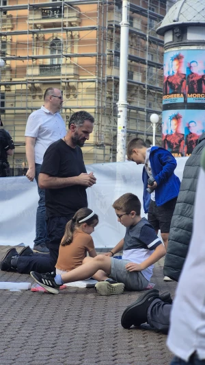 FOTO & VIDEO Usprkos kiši održana još jedna prva subota u mjesecu na Trgu
