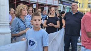 FOTO & VIDEO Usprkos kiši održana još jedna prva subota u mjesecu na Trgu
