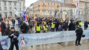 FOTO & VIDEO Održana posljednja ovogodišnja javna molitva krunice u Zagrebu