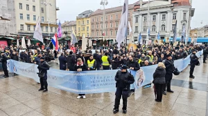 FOTO & VIDEO Održana posljednja ovogodišnja javna molitva krunice u Zagrebu