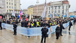 FOTO & VIDEO Održana posljednja ovogodišnja javna molitva krunice u Zagrebu