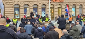 FOTO & VIDEO Održana posljednja ovogodišnja javna molitva krunice u Zagrebu
