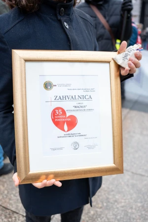 FOTO/VIDEO Nove nakane i pun Trg na prvoj ovogodišnjoj krunici muškaraca