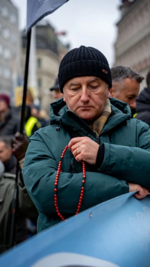 FOTO/VIDEO Nove nakane i pun Trg na prvoj ovogodišnjoj krunici muškaraca