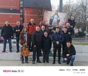 FOTO Ovako su danas muškarci molili krunicu diljem Lijepe Naše