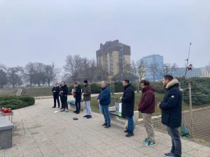 FOTO Ovako su danas muškarci molili krunicu diljem Lijepe Naše