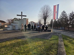 HRVATSKA GORI Ovako se molilo jučer diljem Lijepe Naše