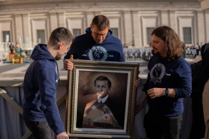 Papa Lav XIV. blagoslovio molitelje s Trga!