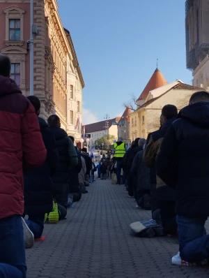FOTO/VIDEO Na Veliku subotu održana još jedna javna molitva krunice