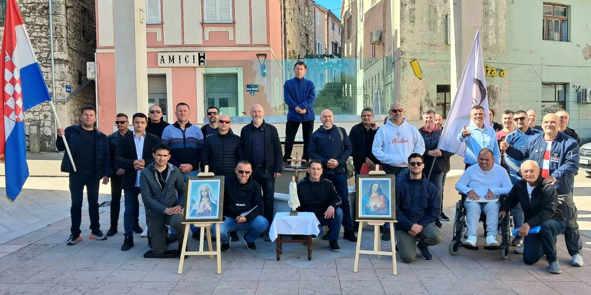 FOTO Ovako su muškarci diljem Hrvatske molili krunicu prve subote u svibnju