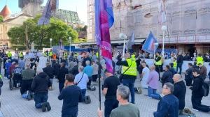 FOTO Održana lipanjska molitva krunice s marijanskom procesijom