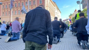 FOTO Održana lipanjska molitva krunice s marijanskom procesijom