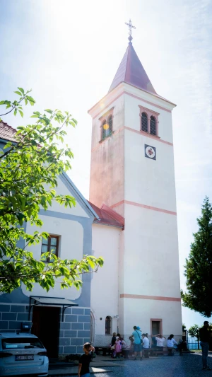 Održana 4. duhovna obnova za obitelji koje mole krunicu u Sveticama kod Ozlja