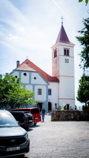Održana 4. duhovna obnova za obitelji koje mole krunicu u Sveticama kod Ozlja