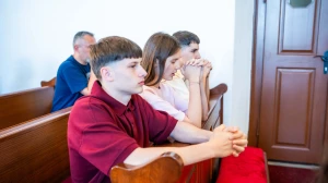 Održana 4. duhovna obnova za obitelji koje mole krunicu u Sveticama kod Ozlja