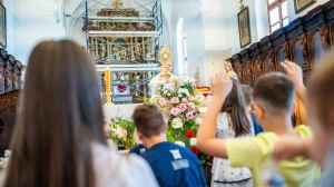 Održana 4. duhovna obnova za obitelji koje mole krunicu u Sveticama kod Ozlja
