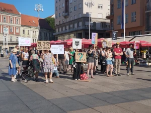 FOTO/VIDEO U Zagrebu održana srpanjska molitva krunice s marijanskom procesijom