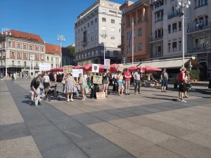 FOTO/VIDEO U Zagrebu održana srpanjska molitva krunice s marijanskom procesijom