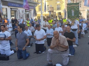 FOTO/VIDEO U Zagrebu održana srpanjska molitva krunice s marijanskom procesijom