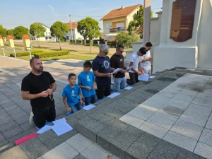 FOTOGALERIJA Ove subote naši muškarci molili krunicu u Hrvatskoj i inozemstvu