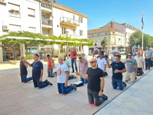 FOTOGALERIJA Ove subote naši muškarci molili krunicu u Hrvatskoj i inozemstvu
