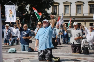 FOTOGALERIJA Ove subote naši muškarci molili krunicu u Hrvatskoj i inozemstvu