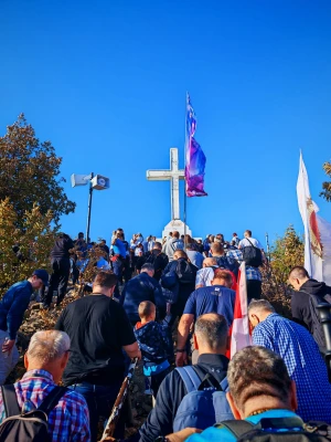 Kardinal Puljić posvetio preko 200 muškaraca Bezgrešnom Srcu Marijinu