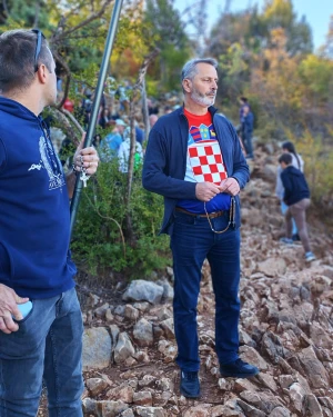 Kardinal Puljić posvetio preko 200 muškaraca Bezgrešnom Srcu Marijinu