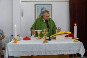 Kardinal Puljić posvetio preko 200 muškaraca Bezgrešnom Srcu Marijinu