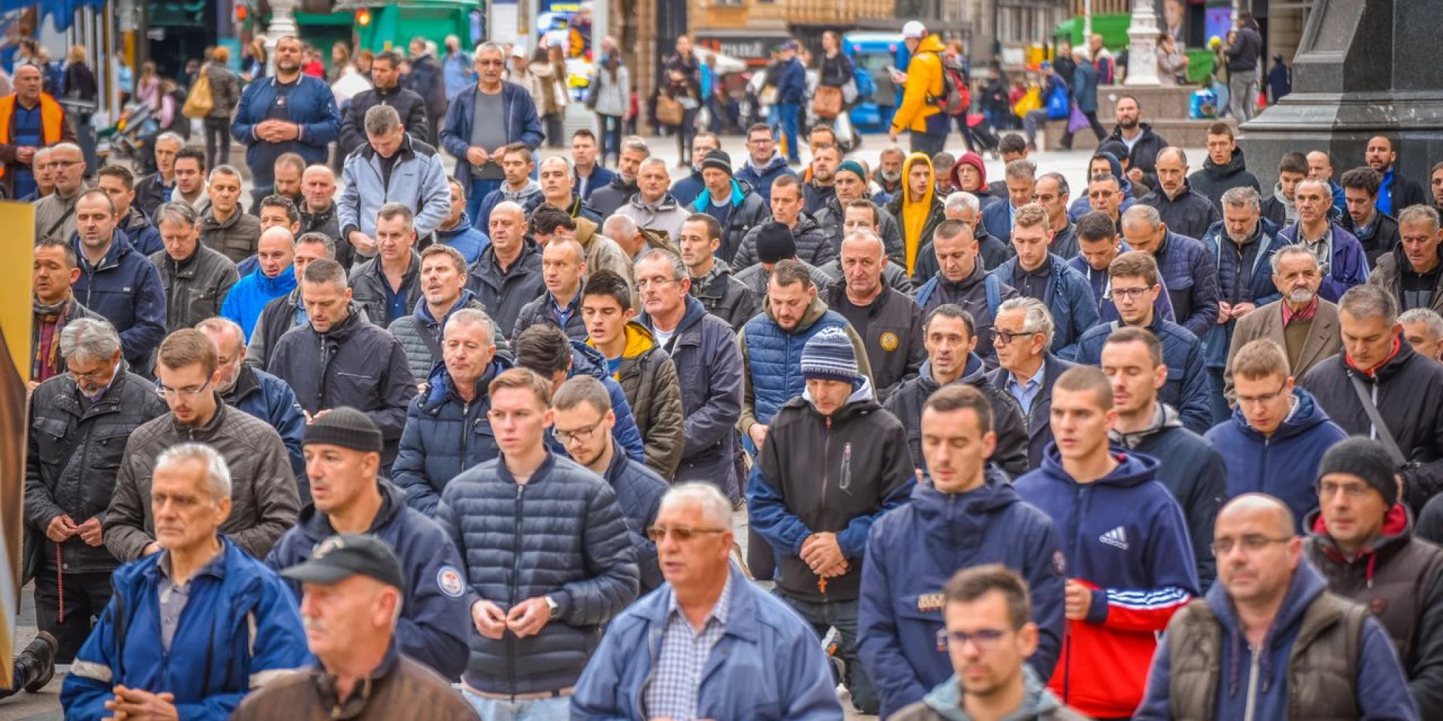 Ove prve subote muškarci mole krunicu na rekordne 33 lokacije diljem Hrvatske
