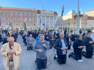 FOTOGALERIJA I ove prve subote naši muškarci molili krunicu u Hrvatskoj i inozemstvu