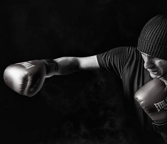 Ozbiljna i neozbiljna borba protiv pornografije