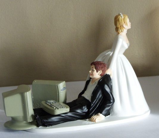 ”Mladiću, oženi se!” (2. dio): Što je brak?