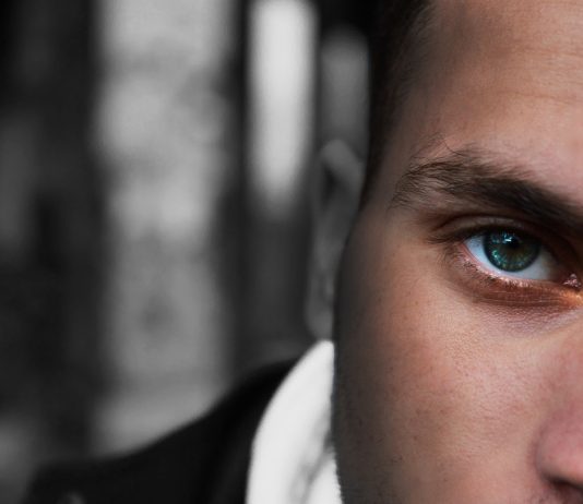 Nadzor na očima: što je to i kako ga primjenjivati?