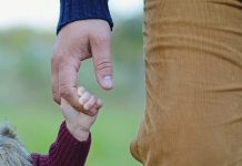 Očevi, što nam je važnije: karijera ili djeca?